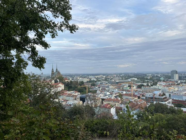 Brnéčko barevně