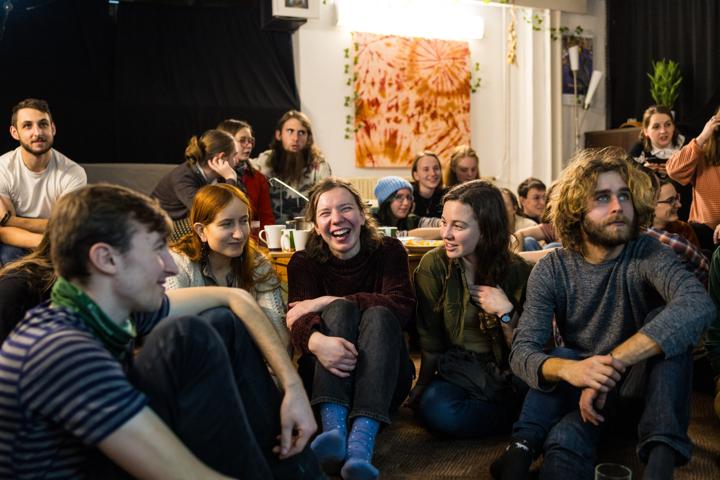 Vánoční brontovečírek